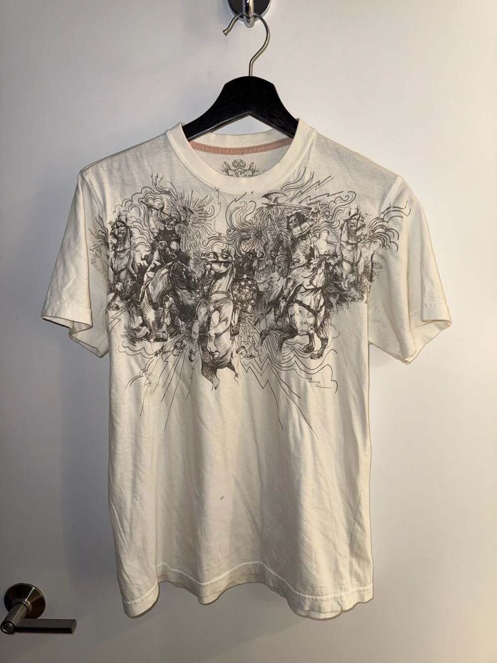 Marc Ecko Cut & Sew Graphic Knight Battle T-Shirt Size S
